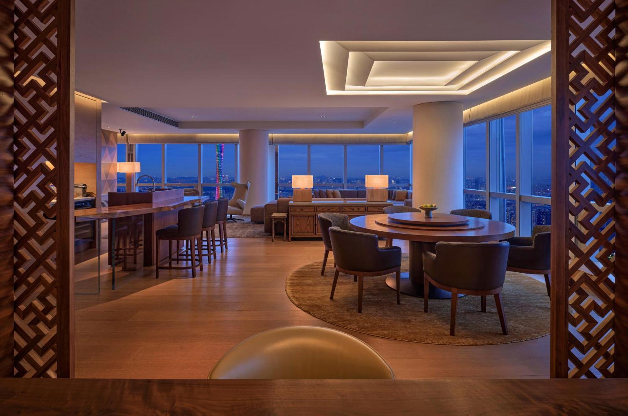Park Hyatt Guangzhou - Free Shuttle Bus To Canton Fair Complex & Overseas Buyer Registration Services During 14Th Apr To 4Th May Екстериор снимка